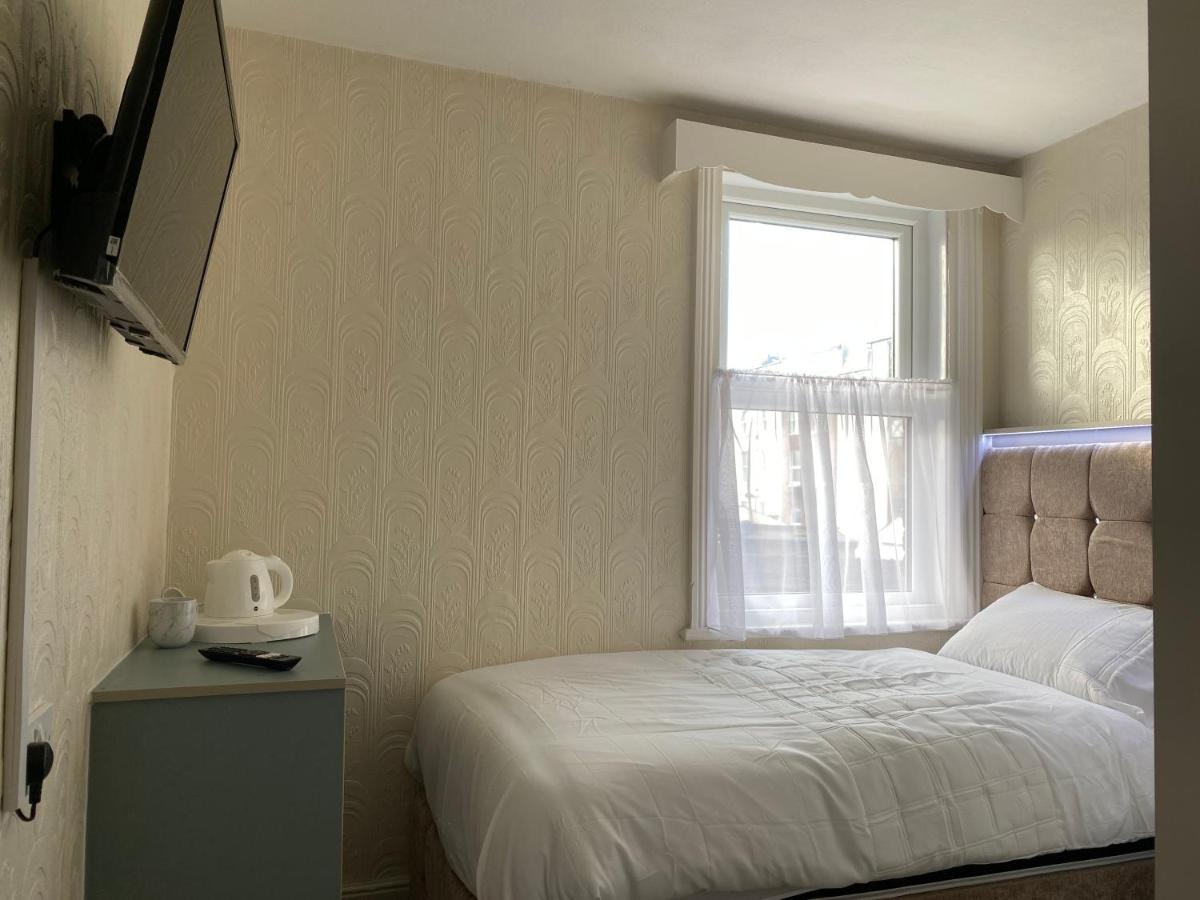Sylvern House Hotel Scarborough Exterior photo